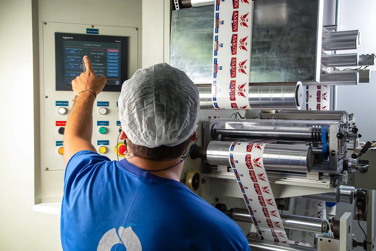 Impressora flexográfica com sistema de inspeção por câmera